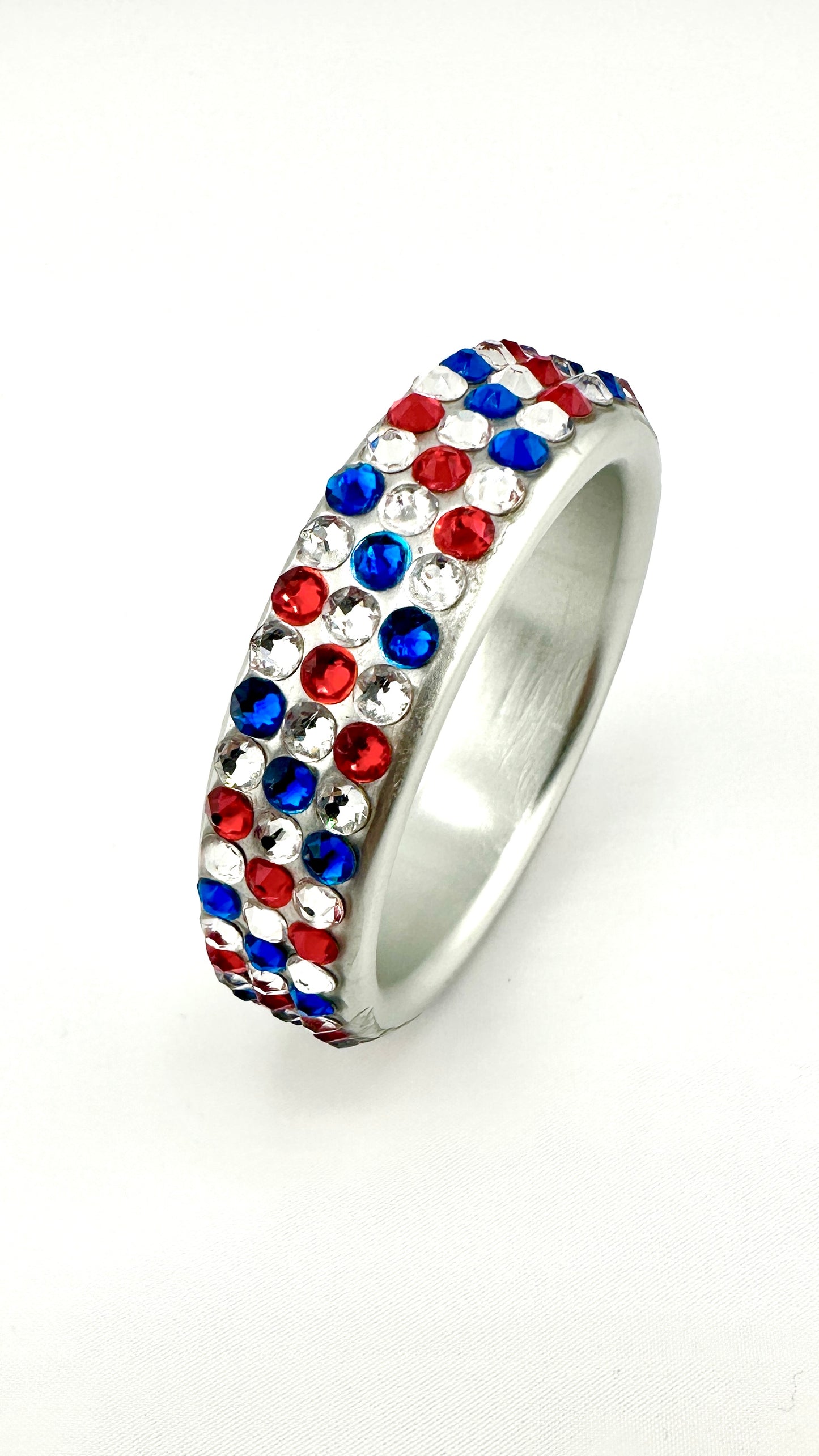 ANILLOS DE POLLA CON TACHUELAS DE CRISTALES DE SWAROVSKI
